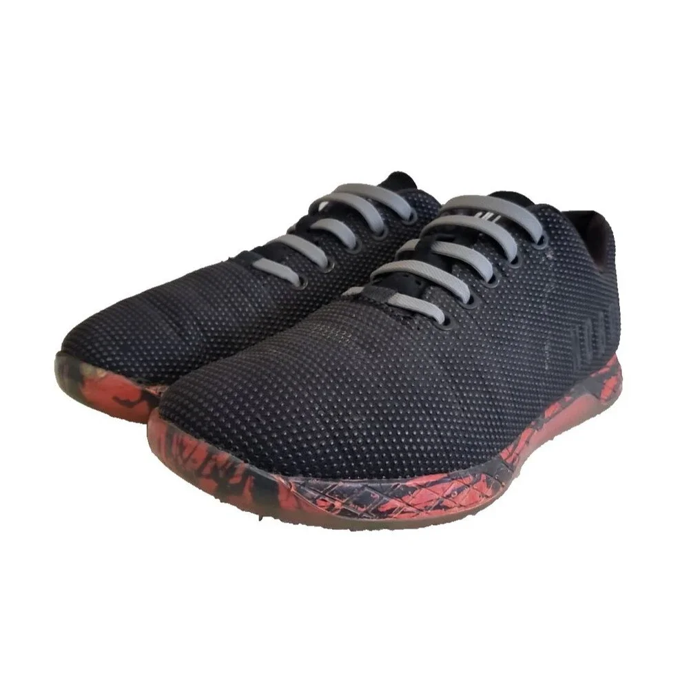 Nobull SuperFabric Trainer Men's Sz 7 Women's Sz 8.5 US Black Red Athletic Shoes